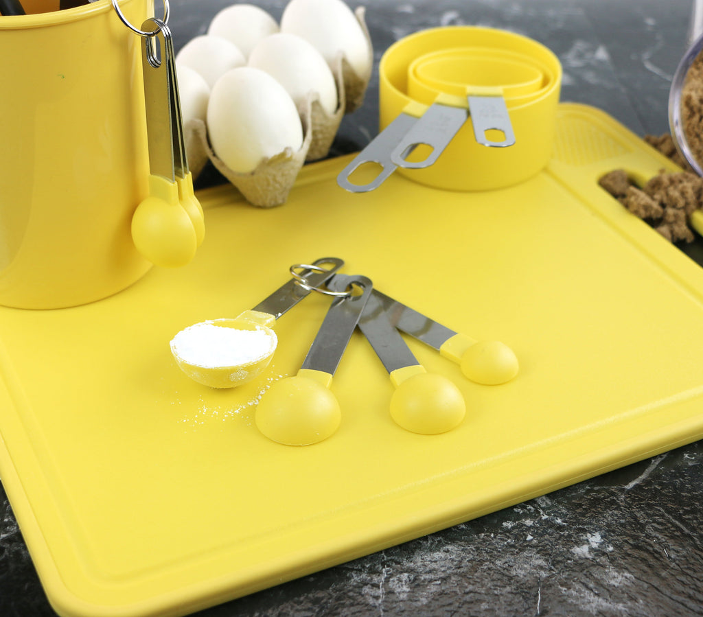 Reston Lloyd Measuring Cups Set of 4, Nesting Plastic Measuring Spoons with Easy to Read Markings - BPA Free, Kitchen Tool for Baking & Cooking, Lemon