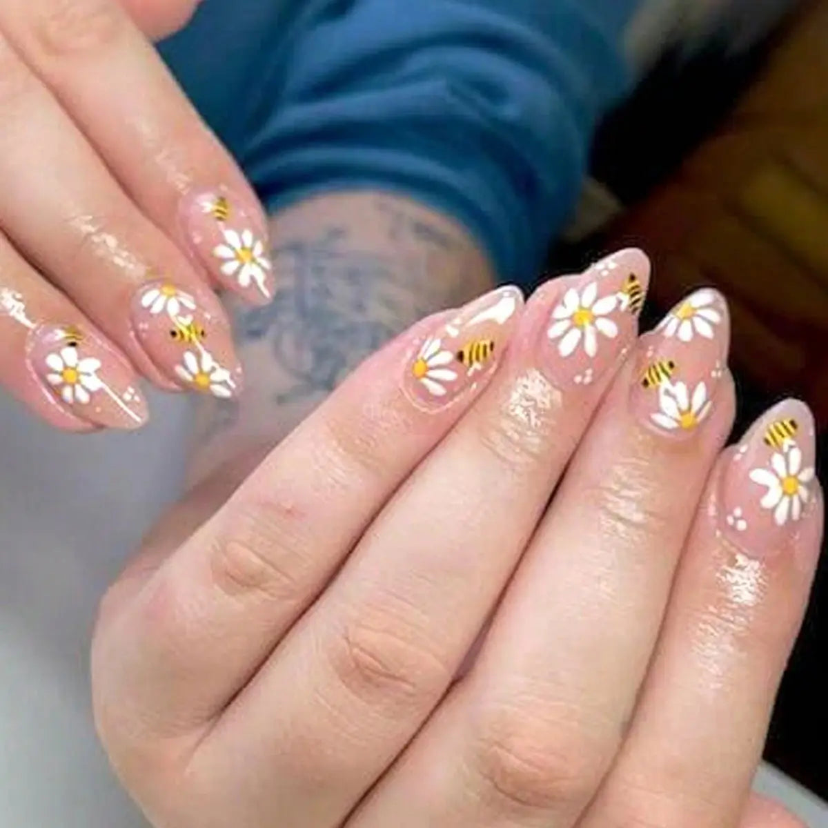 3/6 Sheets Daisy Bee Nail Stickers 5D Embossed Flower Nail Art Decals, Self-Adhesive Nail Wraps DIY Manicure Tips Decoration