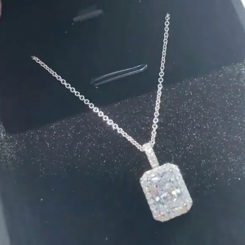 Huitan Luxury Fashion Square Cubic Zirconia Pendant Necklace for Women Wedding Accessories Simple Stylish Design Trendy Jewelry