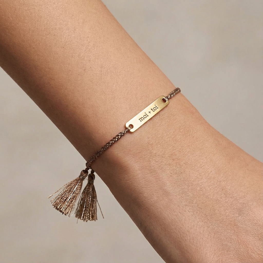 Moi + Toi Love Notes Adjustable Bracelet | In a Giftable Glass Jar with Cork Lid