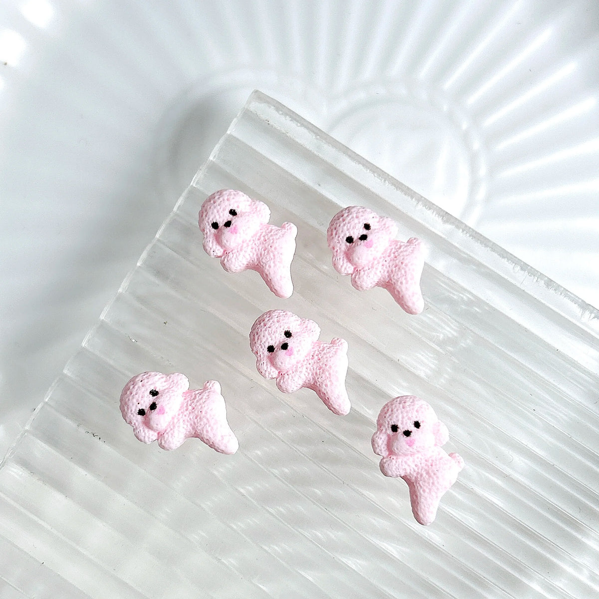 30PCS Cartoon Solid Color Bow Small Dog Nail Charms 3D Kawaii Creative Hole Puppy Nail Art Decorations for DIY Manicure Supplies