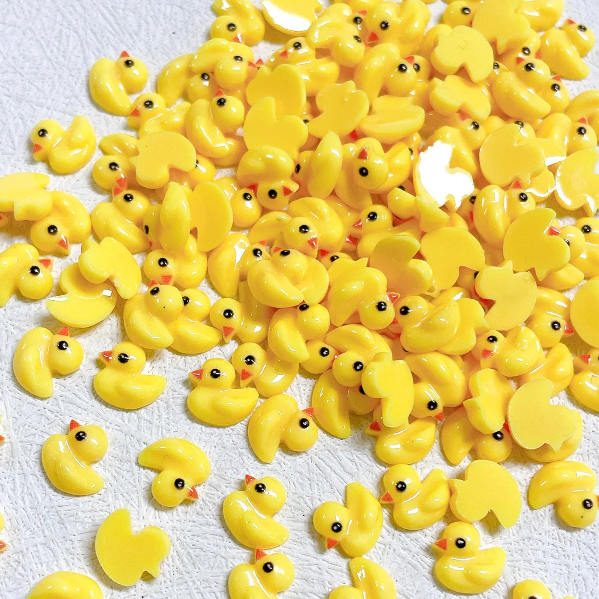 20pcs New Nail Art Cartoon Accessories Little Yellow Duck Resin Cute Nail Charms Decorations Supplies DIY 3D Cute Nail Art Parts