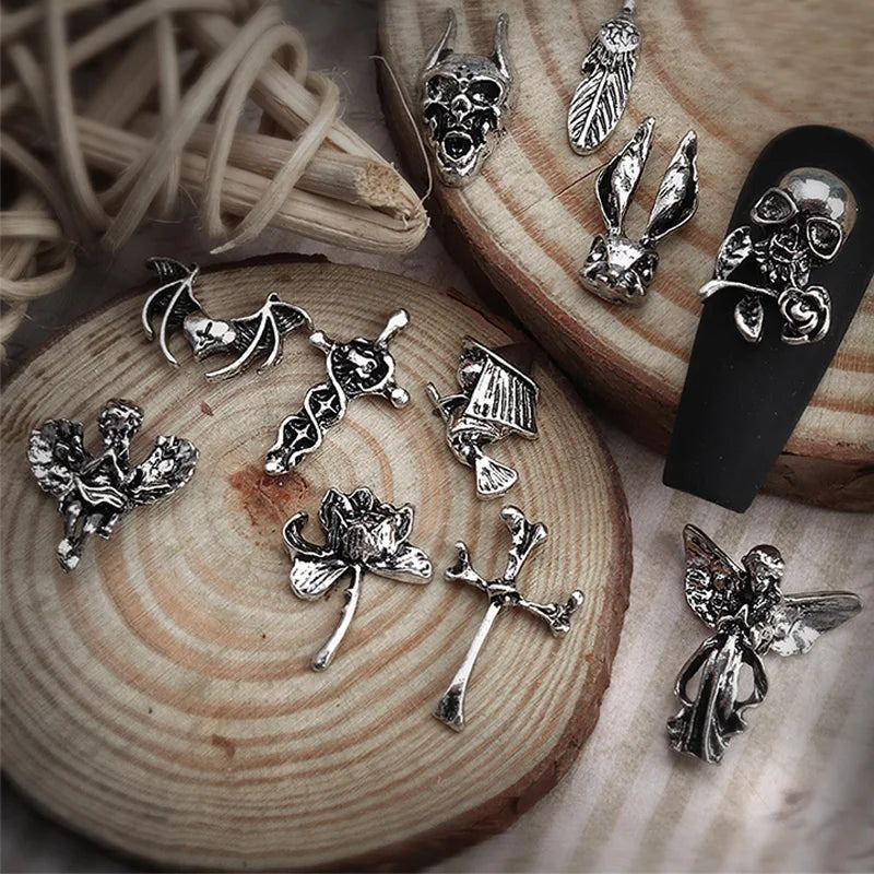 10Pcs Vintage Cross Nail Art Charms 3D Alloy Baroque Angel Heart Nail Art Decoration DIY Designer Luxury Manicure Accessories