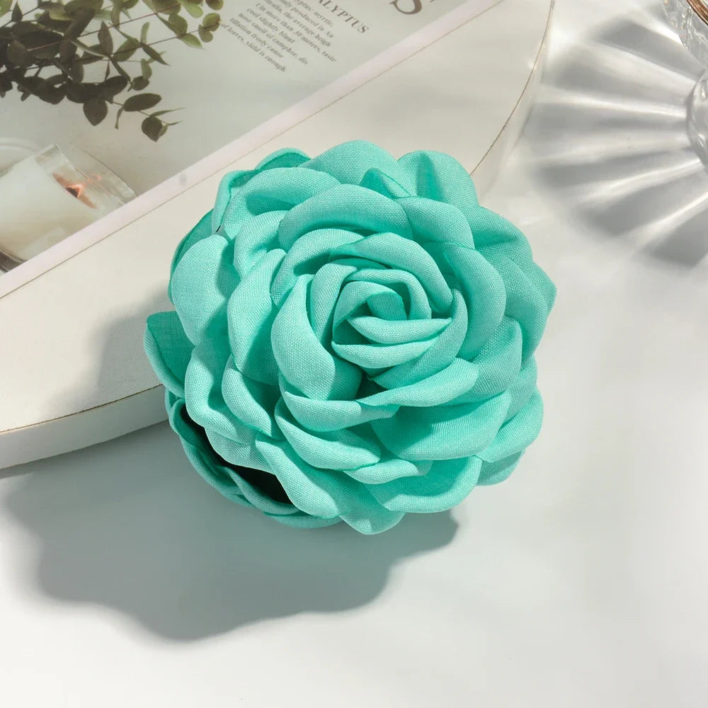 16 Colors Sweat Medium Size Cotton Fabric Rose Flower Hair Claw Clips for Women Korean Ctach Shark Clamp Hair Accessories 2024