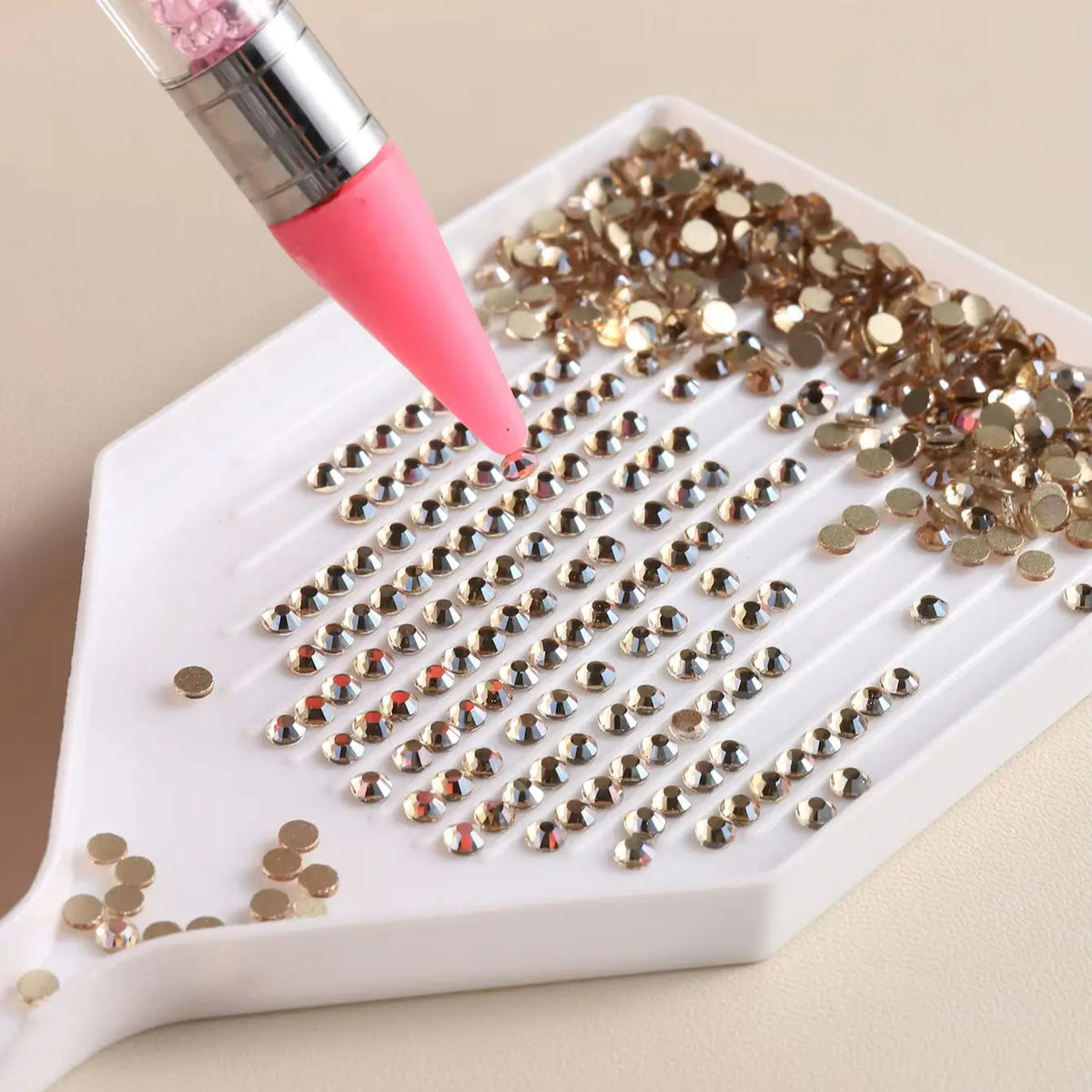 Dual-End Nail Rhinestone Picker Tool Set, Wax Dotting Pens Curved Tweezer Rhinestone Storage Tray, DIY Nail Art Gem Pick Up Tool