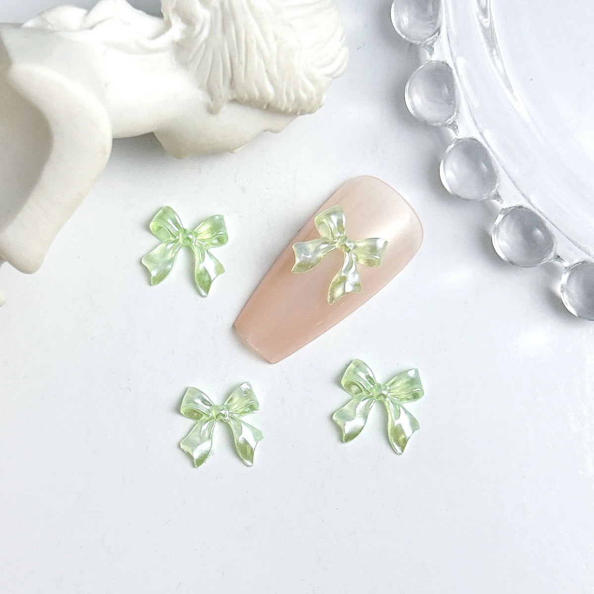 50pcs 3D Aurora Clear Resin Bow Nail Art Charms Cute Butterfly Glitter Nails Decoration Supplies Jewelry Accessories DIY