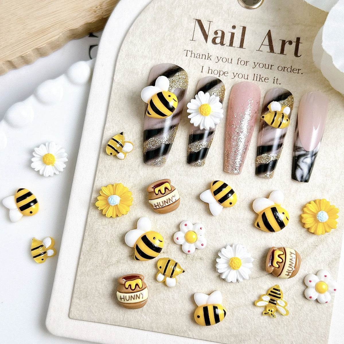 30PCS 3D Cartoon Cute Yellow Bee Nail Art Charms Creative Chubby Honey Can Sunflower Daisy Resin Nail Decorations for DIY Nails