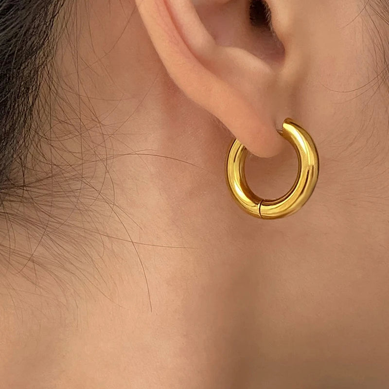 Classic Round Stainless Steel Earrings For Women Men Geometric Circle Ear Buckle Gold Silver Color Fashion Huggie Daily Jewelry