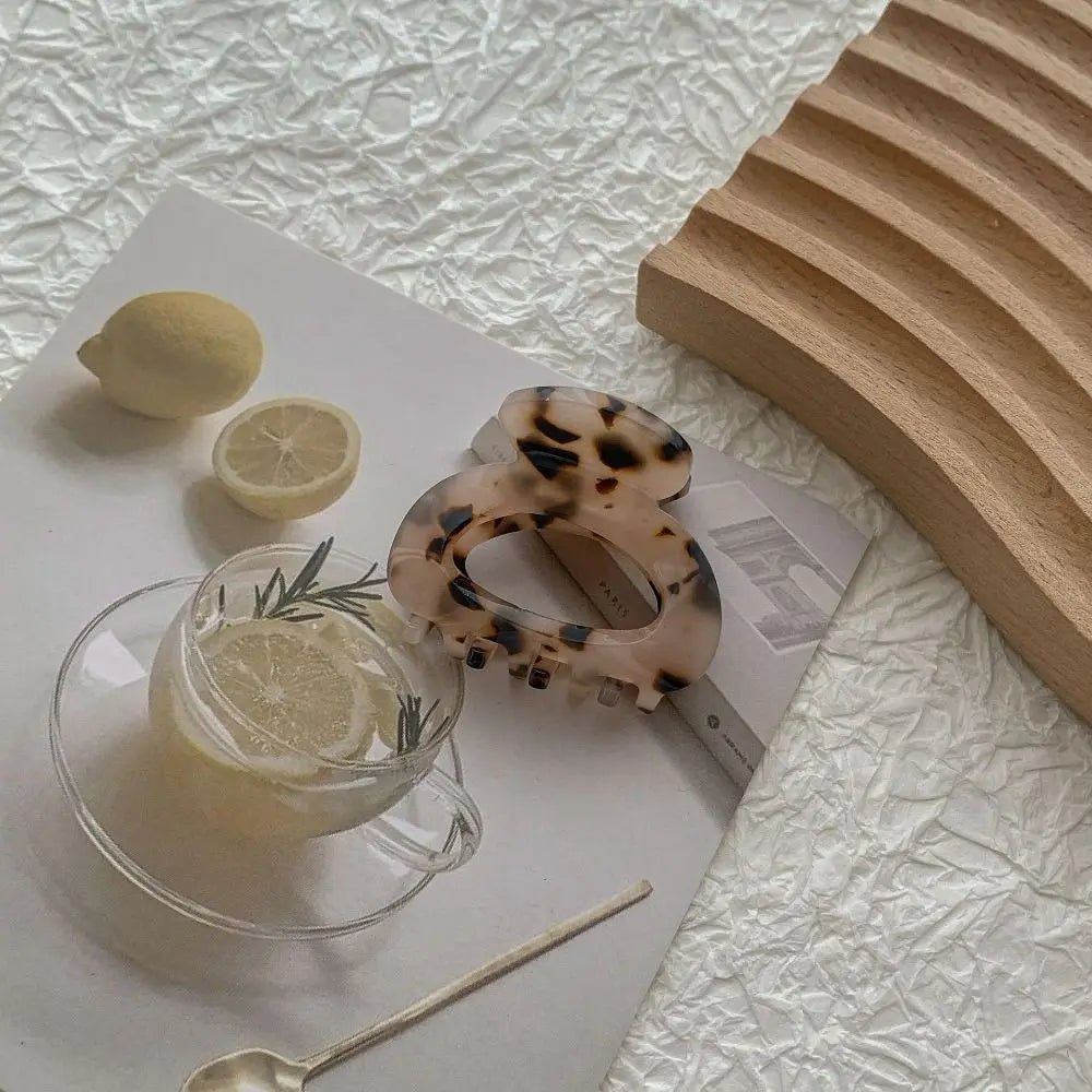 Fashion French Hair Claw Clips Elegant Retro Crab Shark Clip Acetate High Ponytail Holders for Women Girls