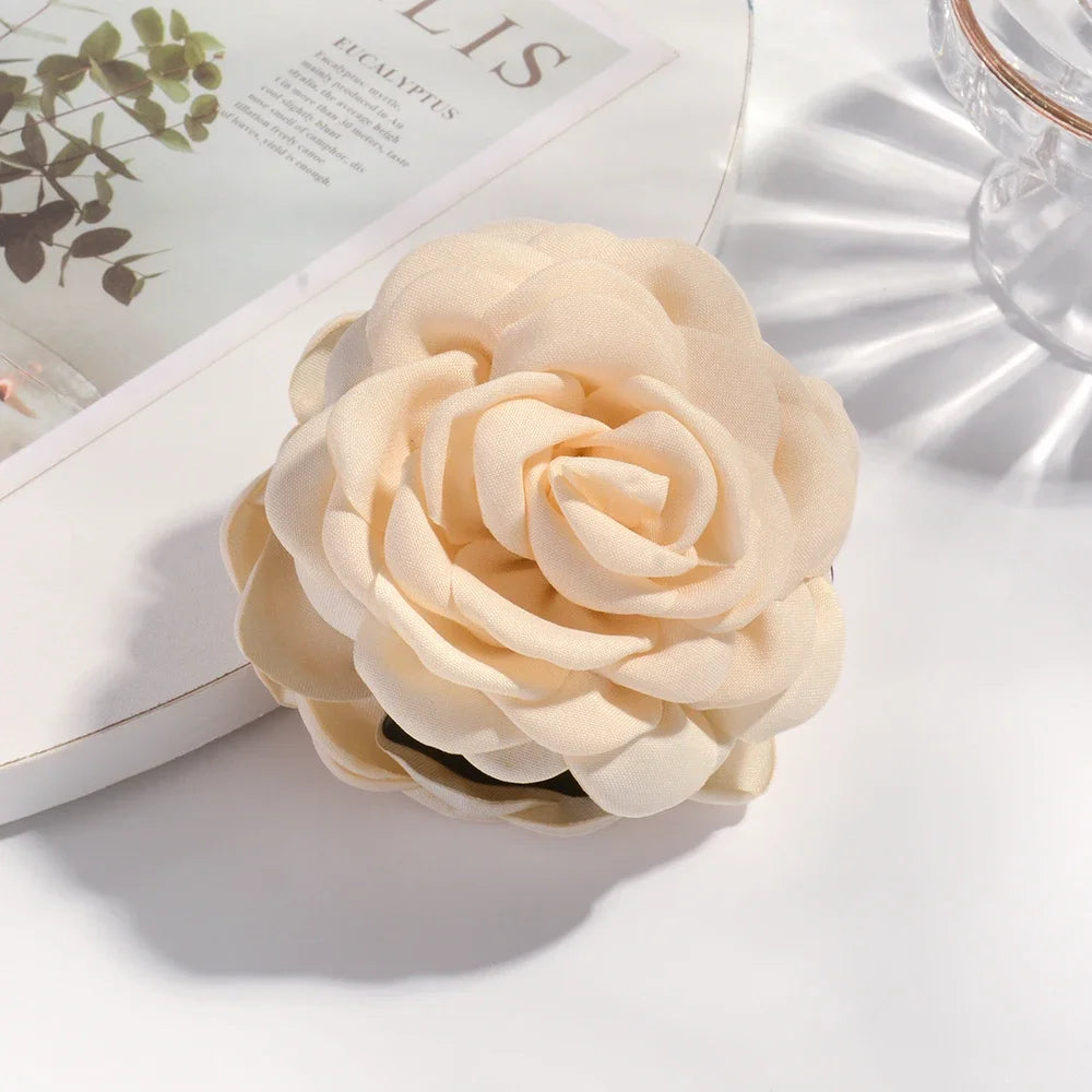 16 Colors Sweat Medium Size Cotton Fabric Rose Flower Hair Claw Clips for Women Korean Ctach Shark Clamp Hair Accessories 2024