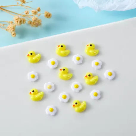 20pcs New Nail Art Cartoon Accessories Little Yellow Duck Resin Cute Nail Charms Decorations Supplies DIY 3D Cute Nail Art Parts