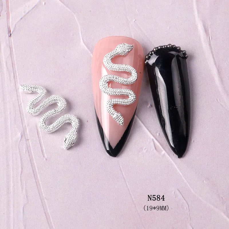 HOT 10pcs gold &silver 3D alloy Nail art Decoration 3d Metal Nail Jewelry Nail Beauty Accessories Japanese Retro Manicure Charms