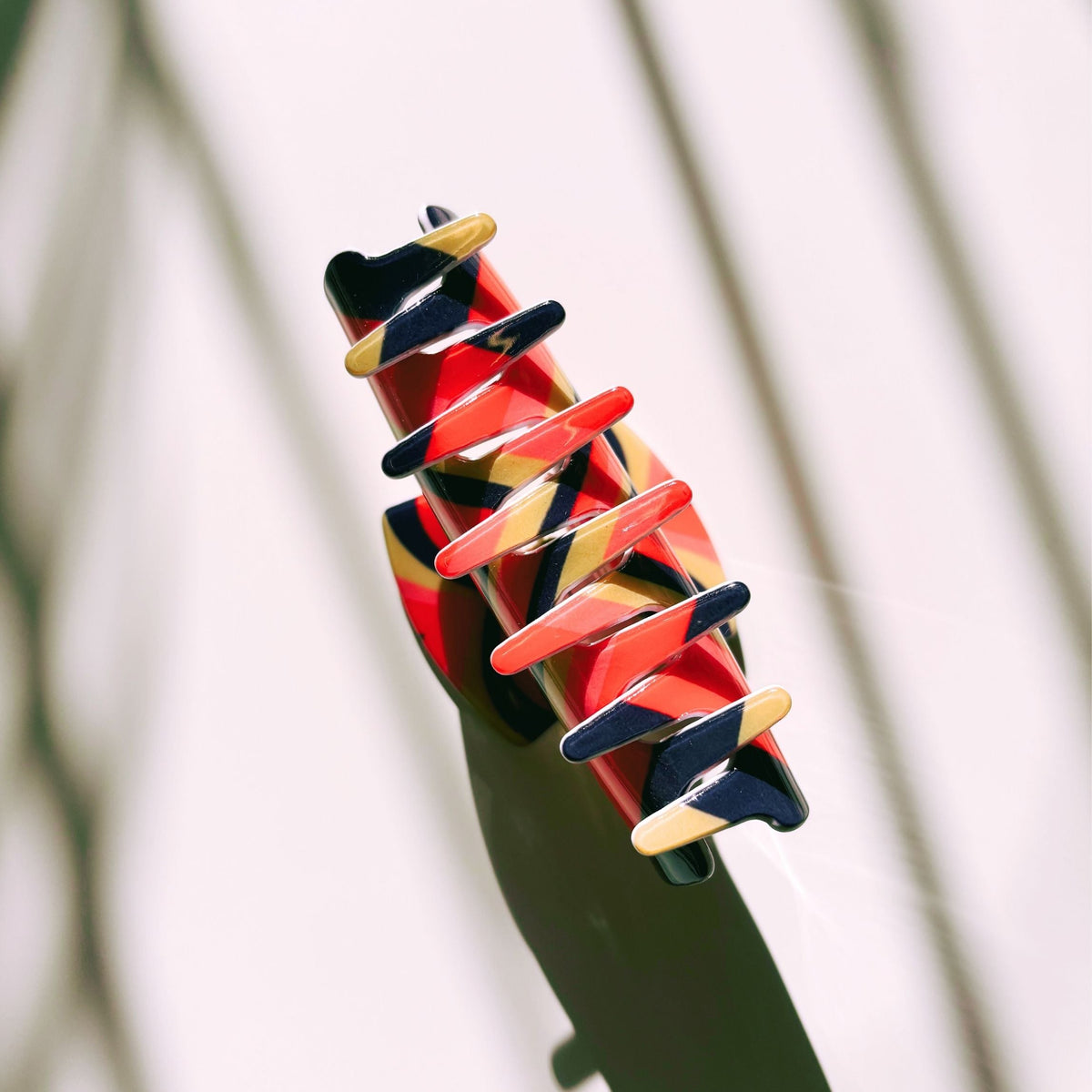 The Foxy in Warm ‘70s Sunrise Hair Claw | Hearts Claw Clip