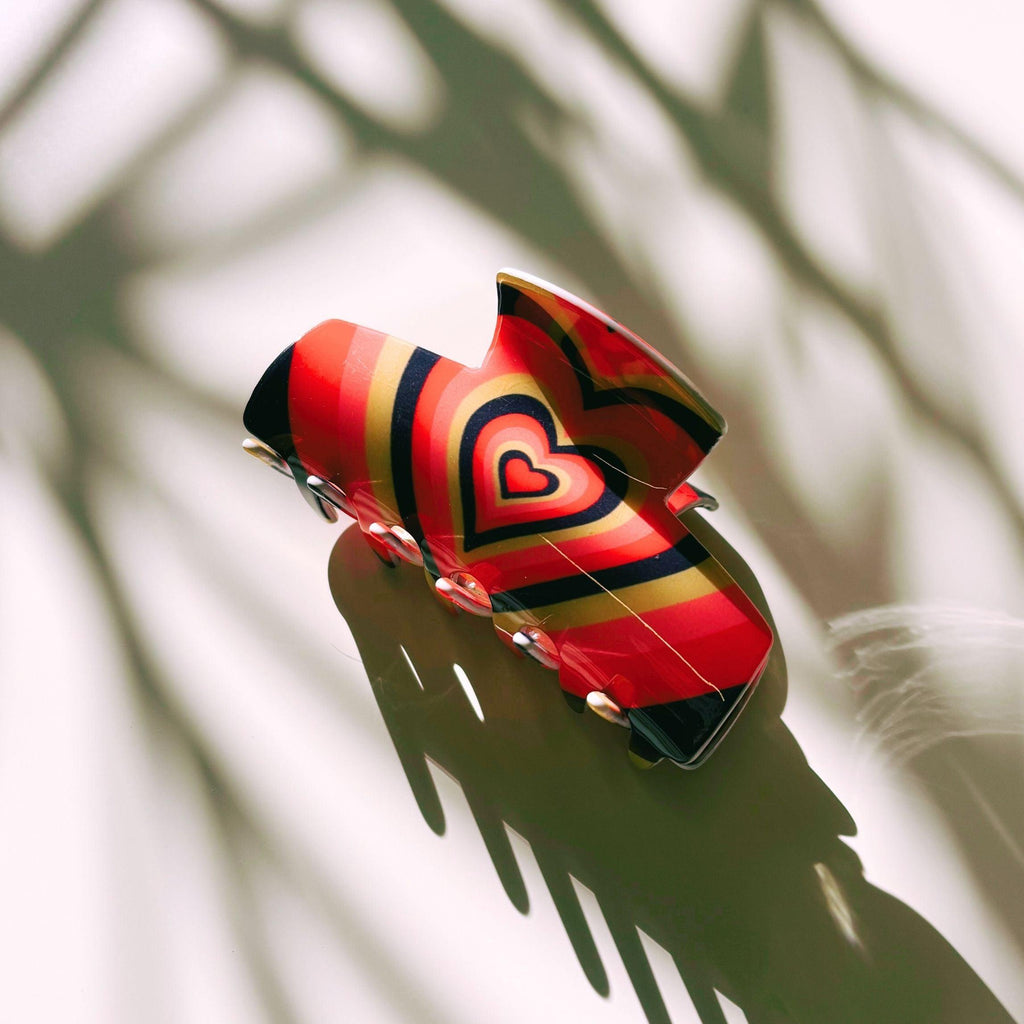 The Foxy in Warm ‘70s Sunrise Hair Claw | Hearts Claw Clip